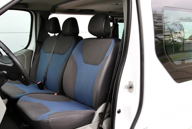 Renault Trafic cena 58990 przebieg: 208900, rok produkcji 2013 z Biała małe 466